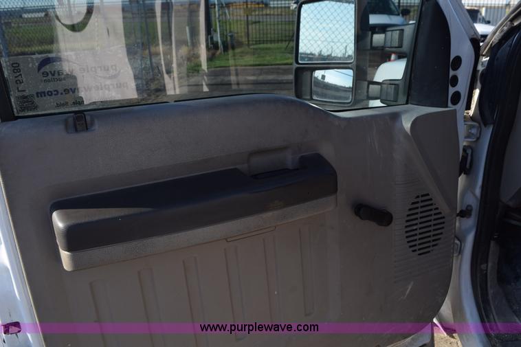 image for item L5780 2008 Ford F350 Super Duty service truck