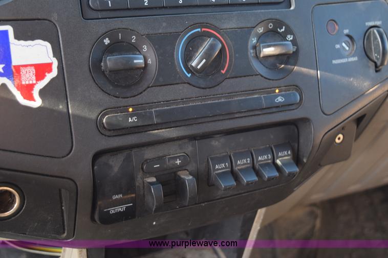 image for item L5780 2008 Ford F350 Super Duty service truck