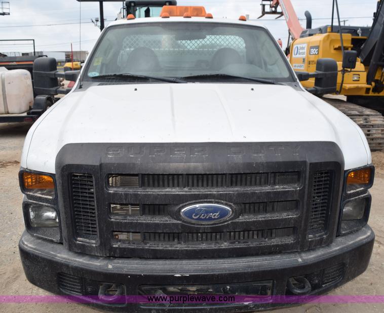 image for item L5798 2008 Ford F350 Super Duty service truck