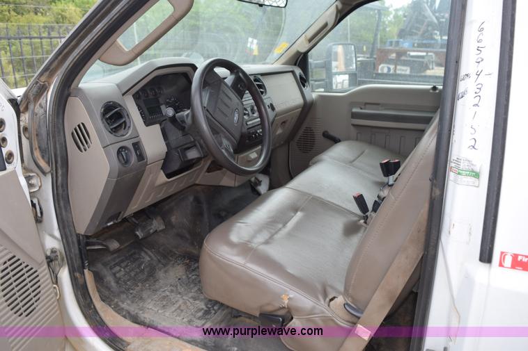 image for item L5798 2008 Ford F350 Super Duty service truck