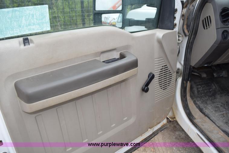 image for item L5798 2008 Ford F350 Super Duty service truck