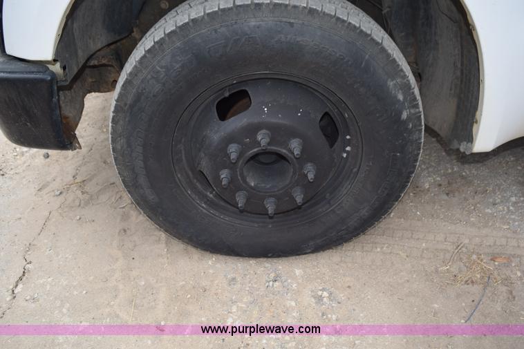 image for item L5798 2008 Ford F350 Super Duty service truck