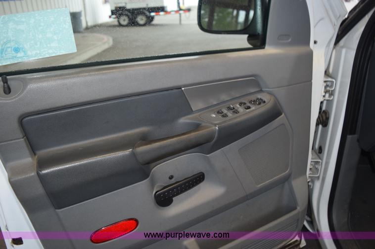 image for item L5800 2008 Dodge Ram 1500 Quad Ram pickup truck