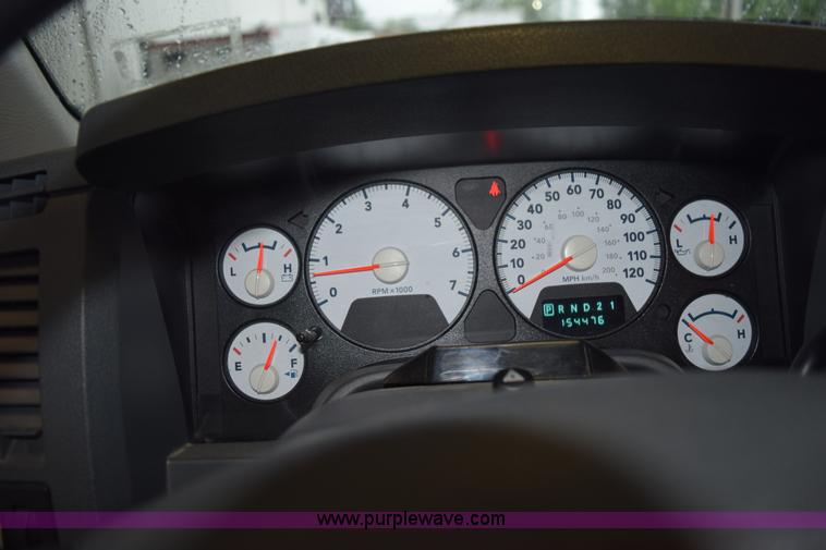 image for item L5800 2008 Dodge Ram 1500 Quad Ram pickup truck