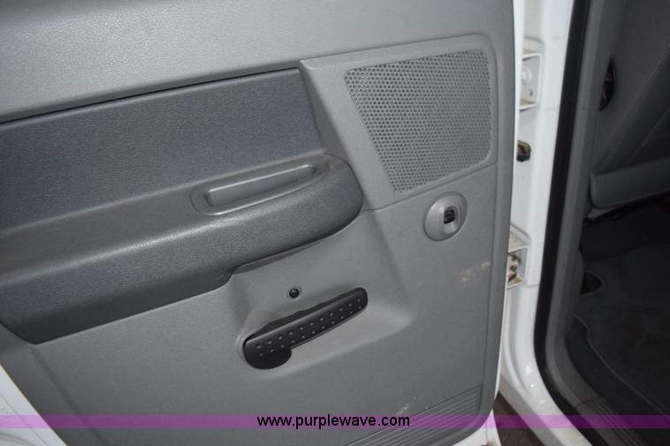 image for item L5800 2008 Dodge Ram 1500 Quad Ram pickup truck