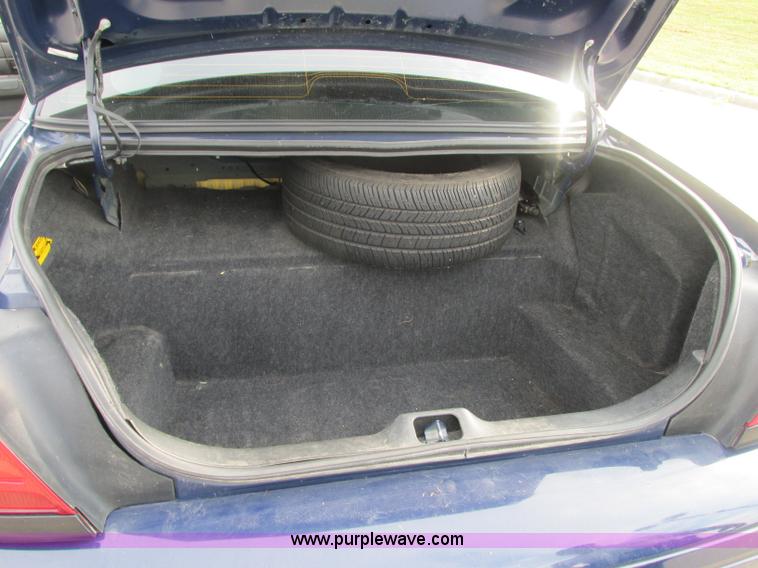 image for item R9423 2007 Ford Crown Victoria Police Interceptor