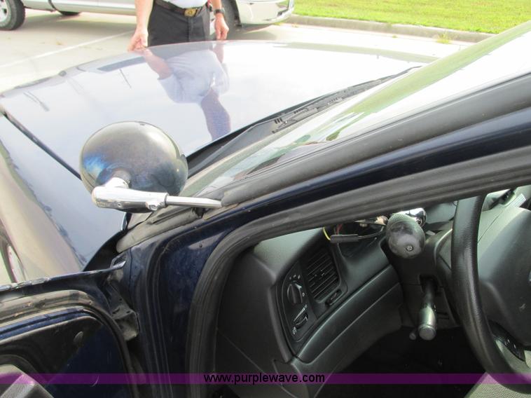 image for item R9423 2007 Ford Crown Victoria Police Interceptor