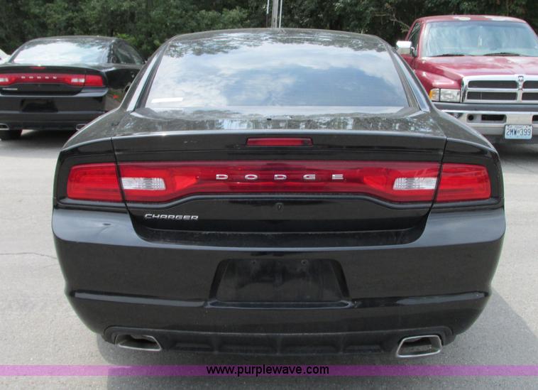 image for item R9424 2011 Dodge Charger Police