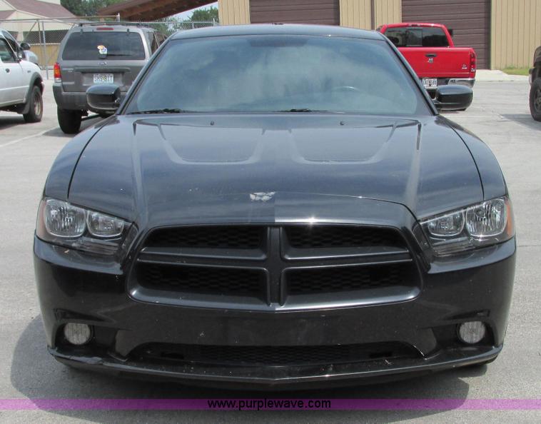 image for item R9424 2011 Dodge Charger Police