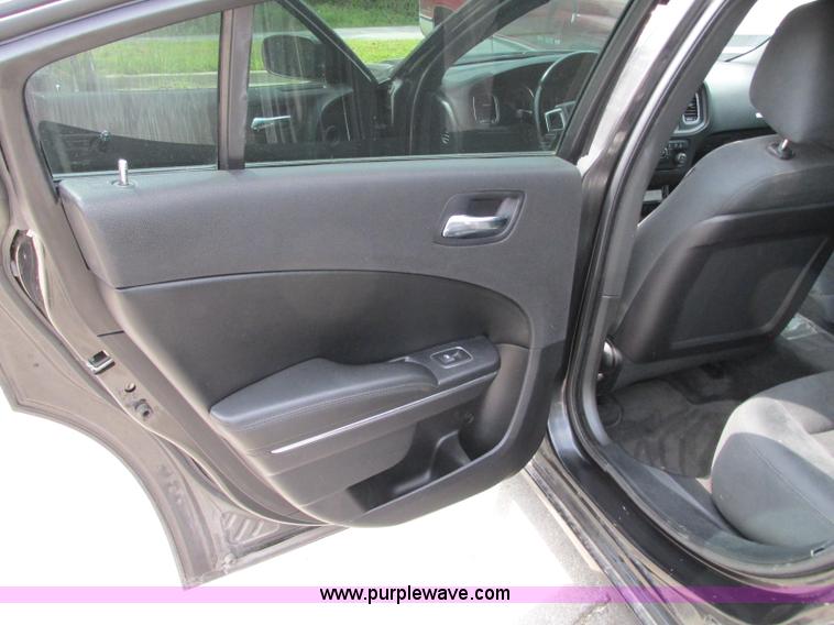 image for item R9424 2011 Dodge Charger Police