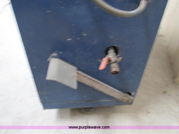 The CirculAir Corporation RotoJet RTJ3 fire hose washer in Gladstone