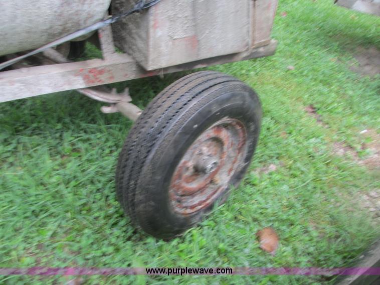 image for item R9434 Essick mixer