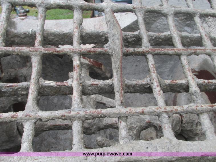 image for item R9434 Essick mixer