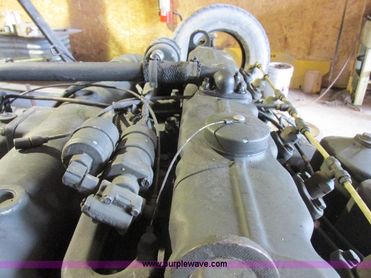 image for item Z9610 Continental LDS465-1A six cylinder diesel engine