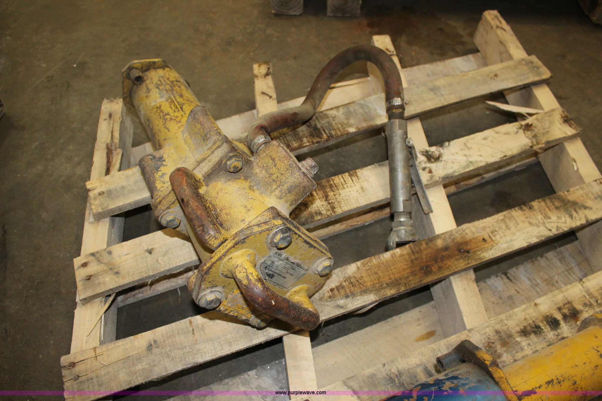 (2) Rhino pneumatic post drivers in Olathe, KS Item BB9431 sold