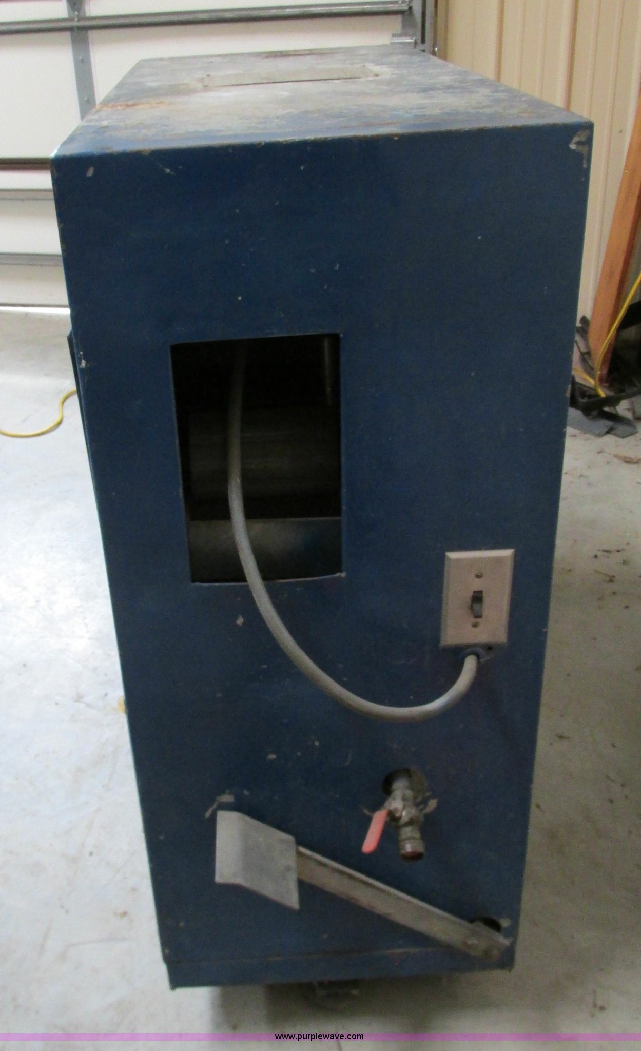 The Circul-Air Corporation Roto-Jet RTJ3 fire hose washer in Gladstone ...
