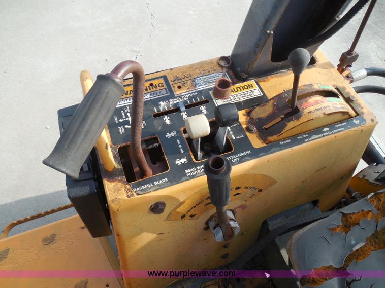 image for item BH9492 1995 Case 560 trencher