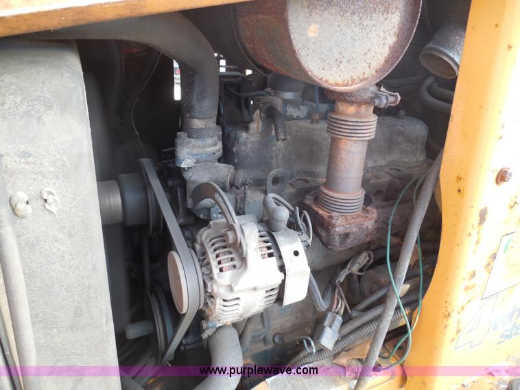 image for item BH9492 1995 Case 560 trencher