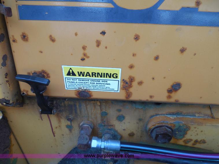 image for item BH9492 1995 Case 560 trencher