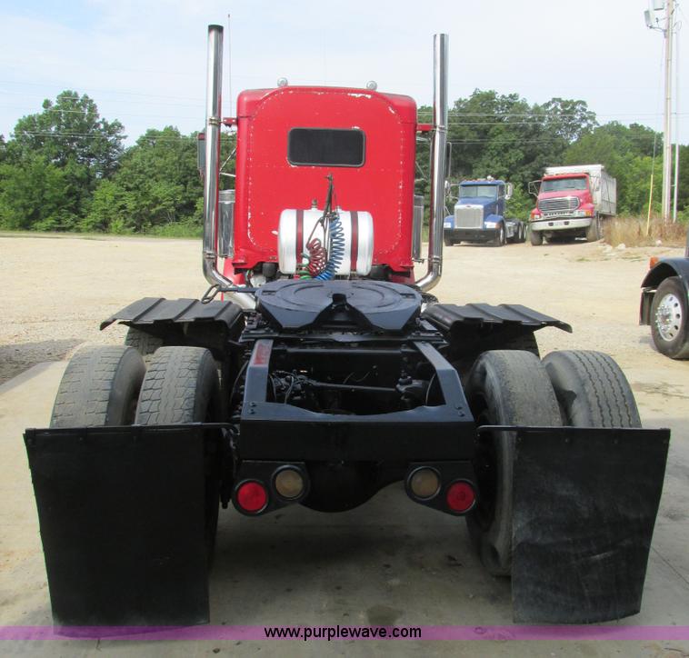 image for item BS9018 1998 Peterbilt 379 semi truck