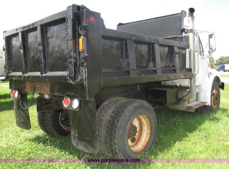 image for item H4541 2004 Sterling Acterra dump truck