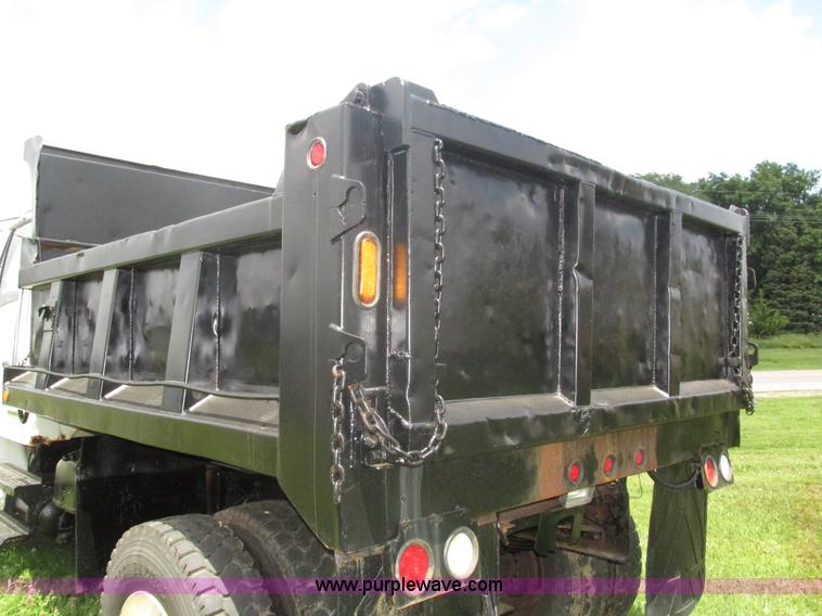 image for item H4541 2004 Sterling Acterra dump truck