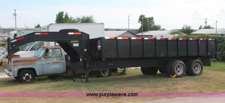 image for item H8147 2010 Hot Springs Performance end dump trailer