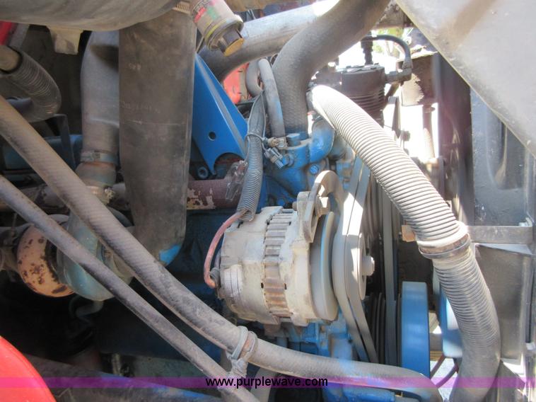 image for item I2015 1991 International 7100 dump truck