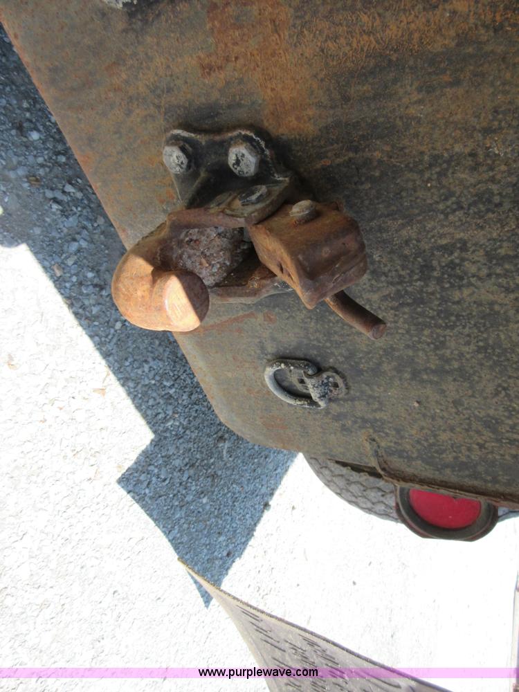 image for item I2015 1991 International 7100 dump truck