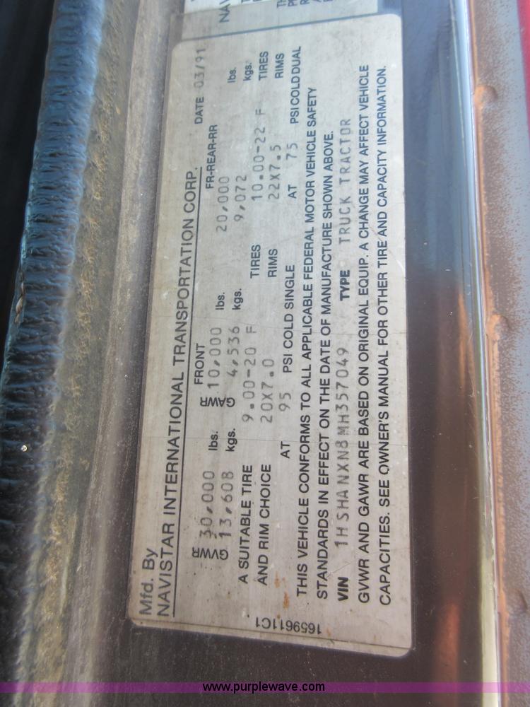 image for item I2015 1991 International 7100 dump truck