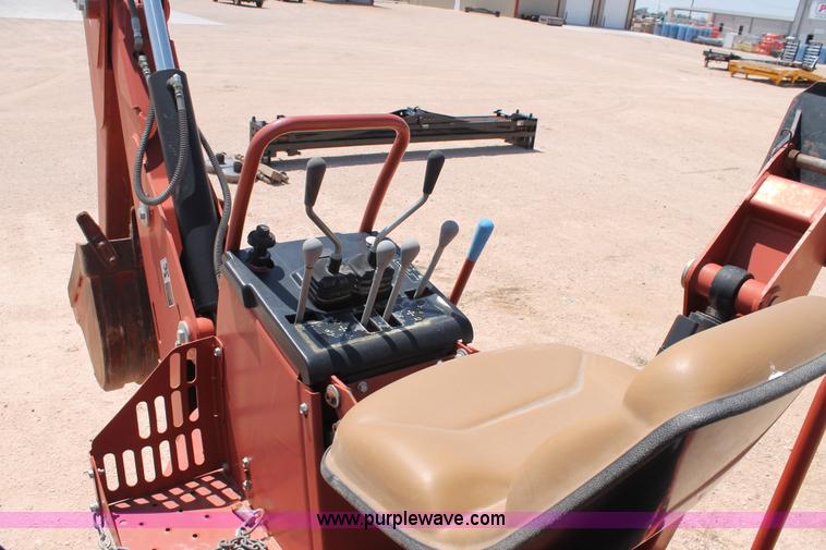 image for item J1461 2006 Ditch Witch RT75 trencher