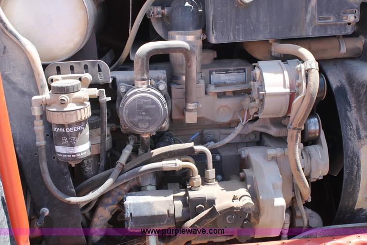 image for item J1461 2006 Ditch Witch RT75 trencher