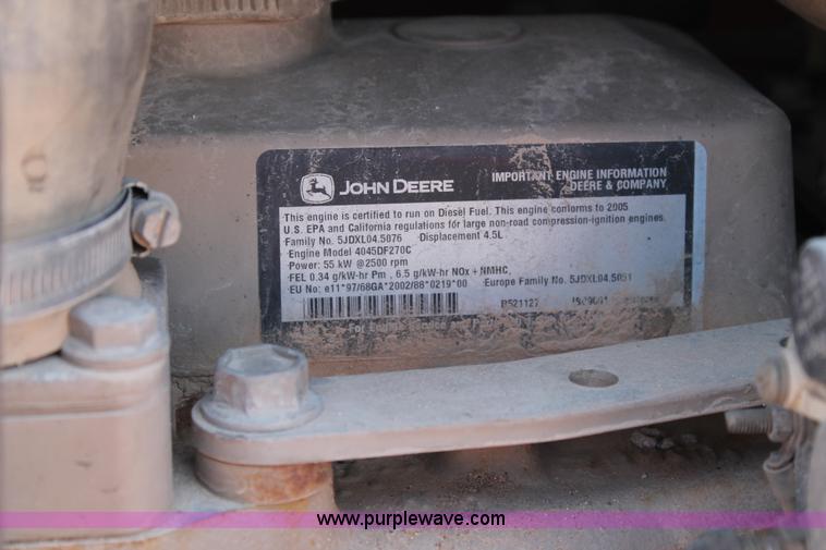 image for item J1461 2006 Ditch Witch RT75 trencher