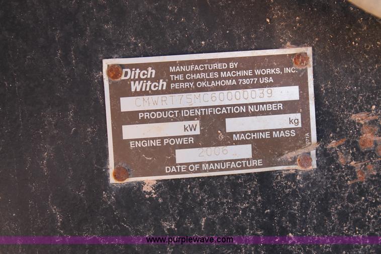 image for item J1461 2006 Ditch Witch RT75 trencher