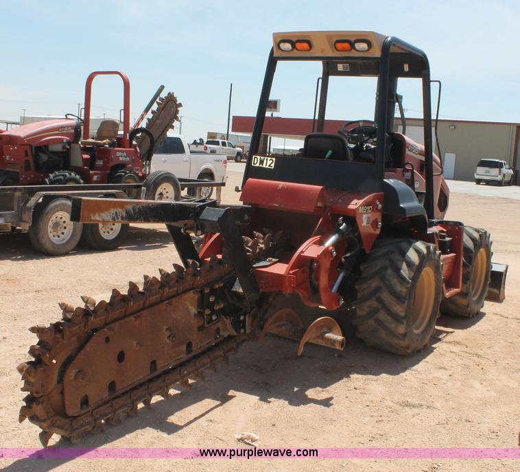 image for item J1462 2012 Ditch Witch RT95 trencher