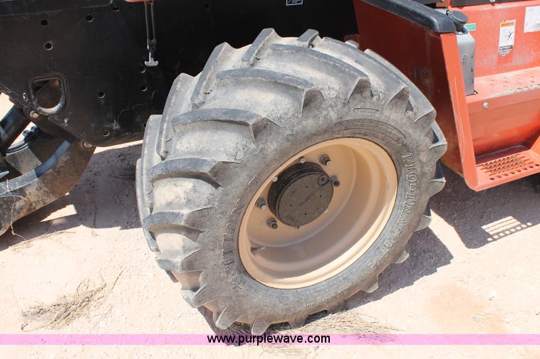 image for item J1462 2012 Ditch Witch RT95 trencher