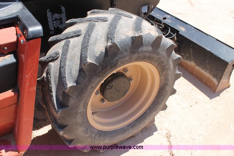 image for item J1462 2012 Ditch Witch RT95 trencher