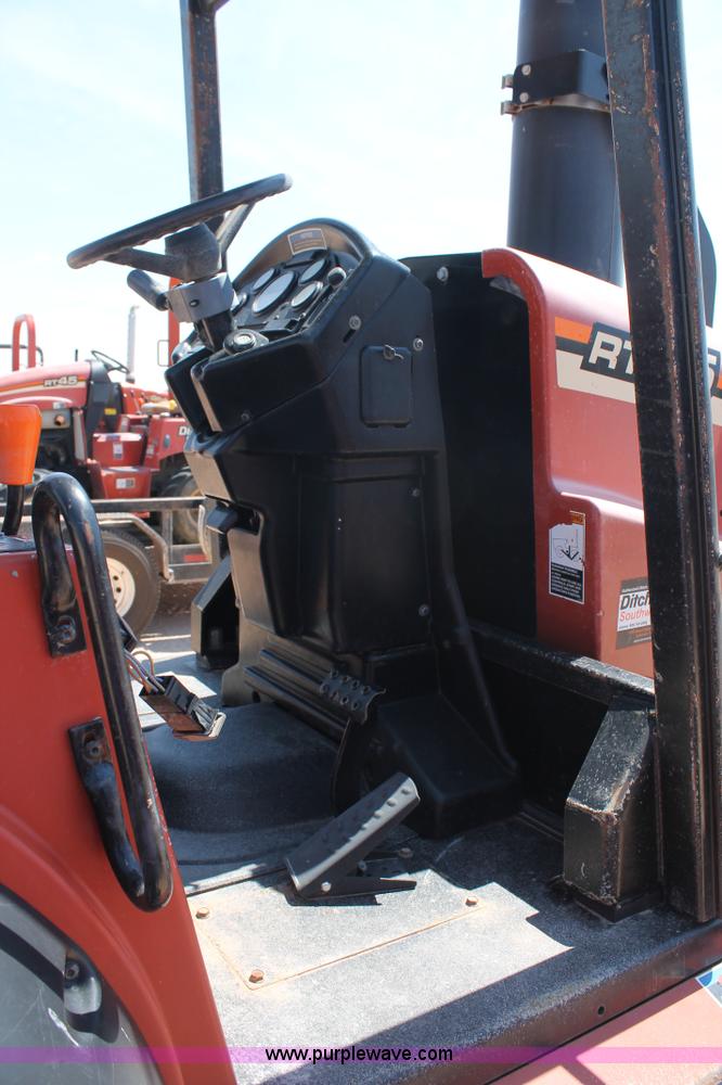 image for item J1462 2012 Ditch Witch RT95 trencher