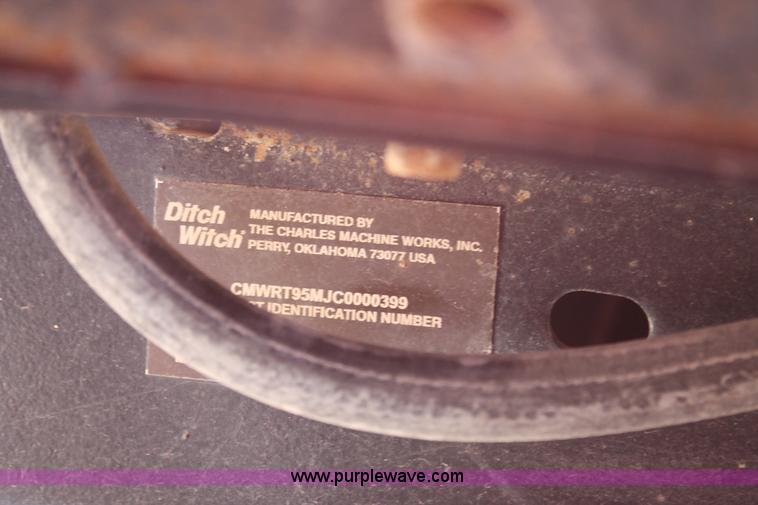 image for item J1462 2012 Ditch Witch RT95 trencher