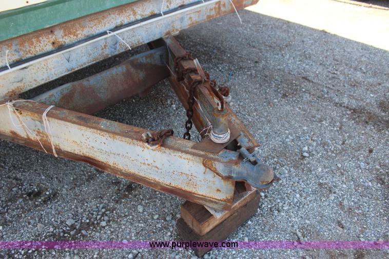 image for item J4436 1997 Job site office trailer