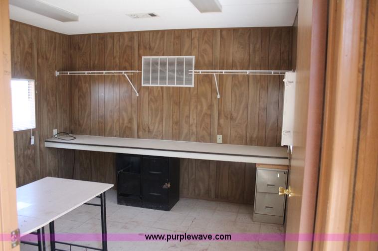 image for item J4436 1997 Job site office trailer