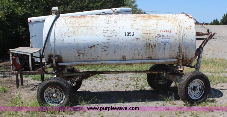 image for item J4439 Fuel trailer