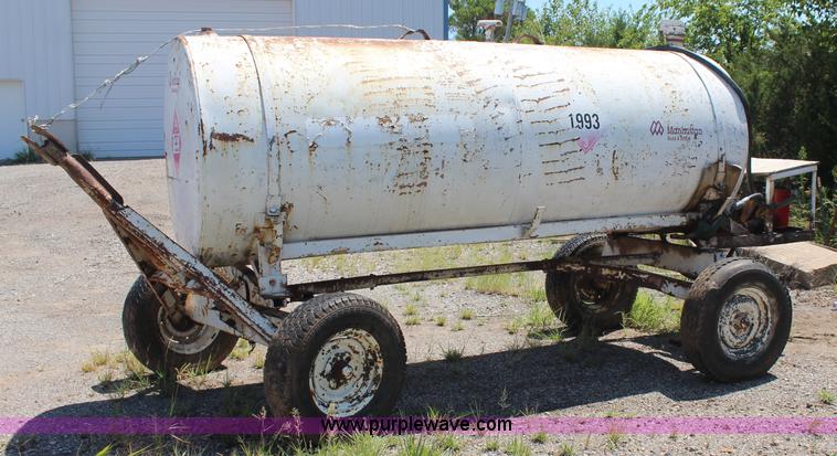image for item J4439 Fuel trailer