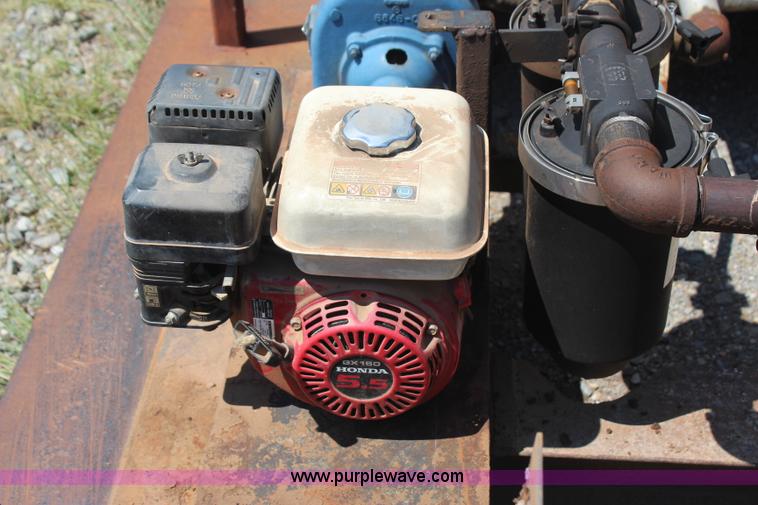 image for item J4440 10,000 gallon fuel tank