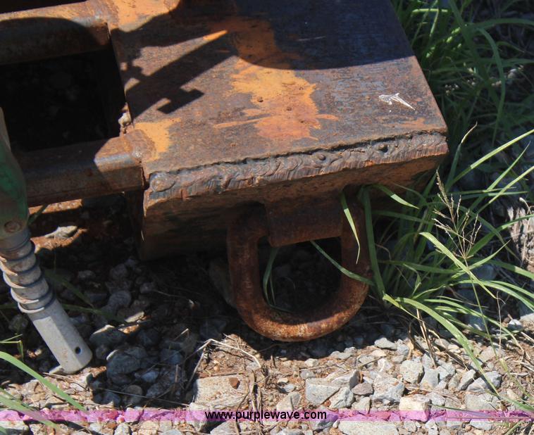 image for item J4441 1,000 gallon fuel tank