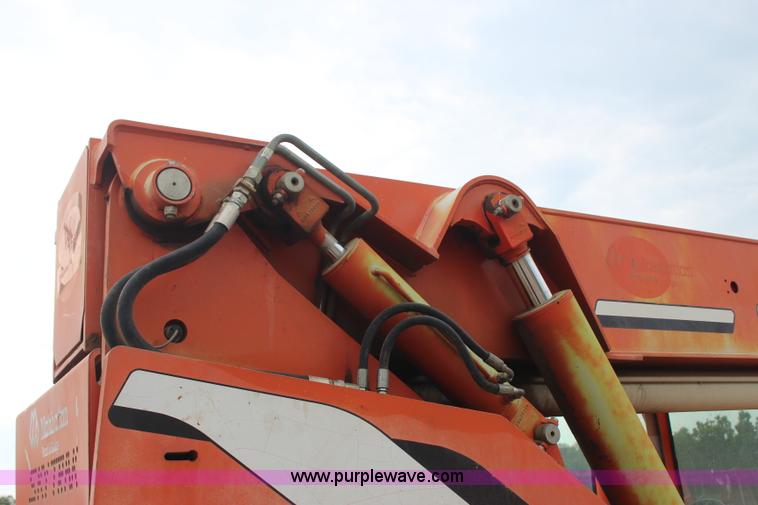 image for item J4447 1998 SkyTrak 8042 telehandler