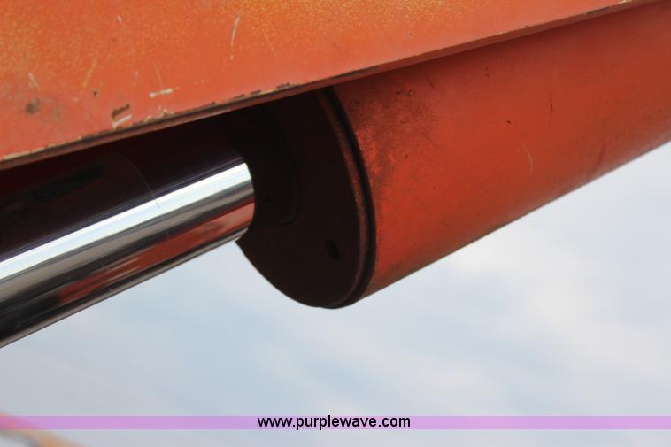 image for item J4447 1998 SkyTrak 8042 telehandler