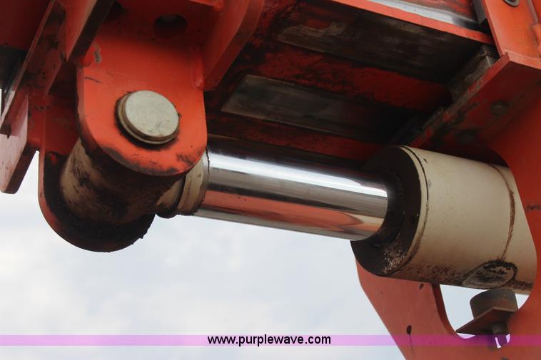 image for item J4447 1998 SkyTrak 8042 telehandler