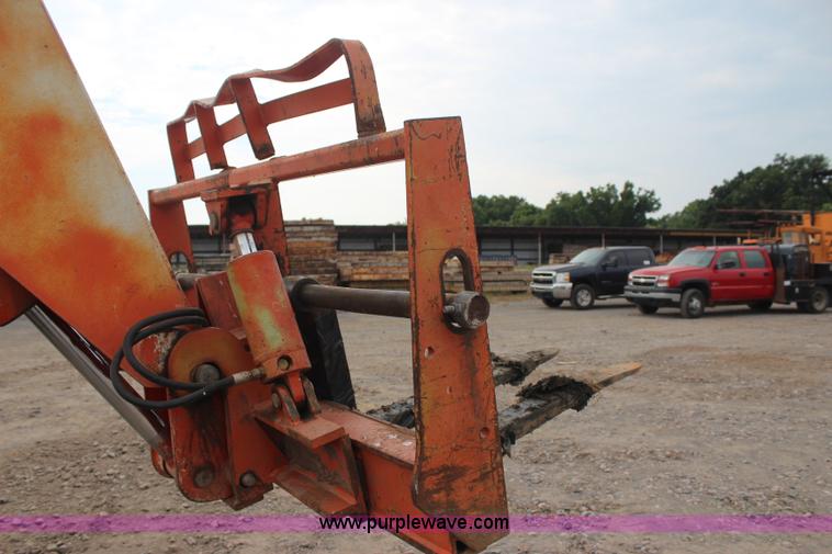 image for item J4447 1998 SkyTrak 8042 telehandler