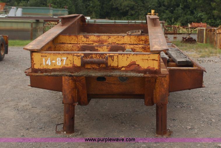 image for item J4449 1967 Hyster equipment trailer